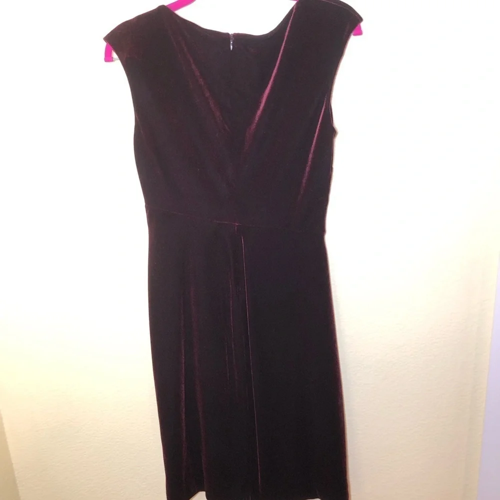 LAUREN RALPH LAUREN sleeveless Stretch-Velvet Sheath Dress size 2